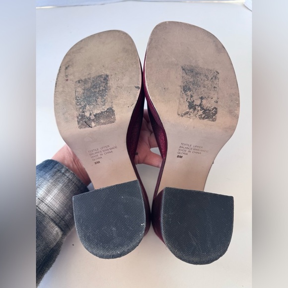 vintage 90s Y2K bp red shiny metallic platform slip on sandals Size 8 * FLAWS - Picture 10 of 13